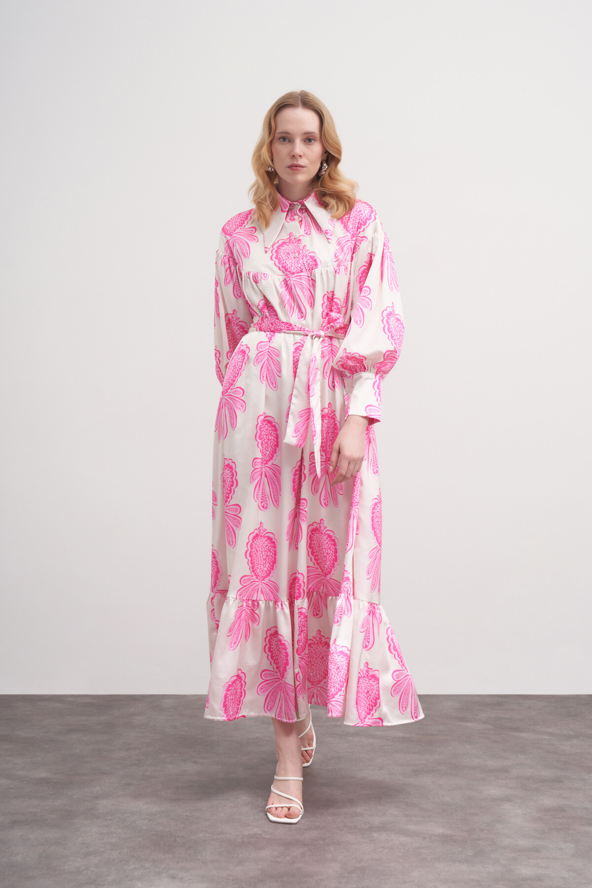 Floral Pattern Robe Dress