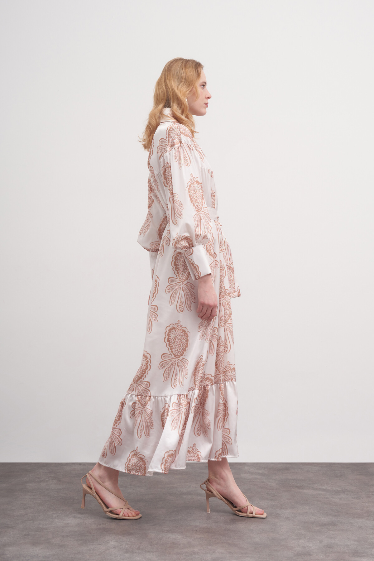 Floral Pattern Robe Dress