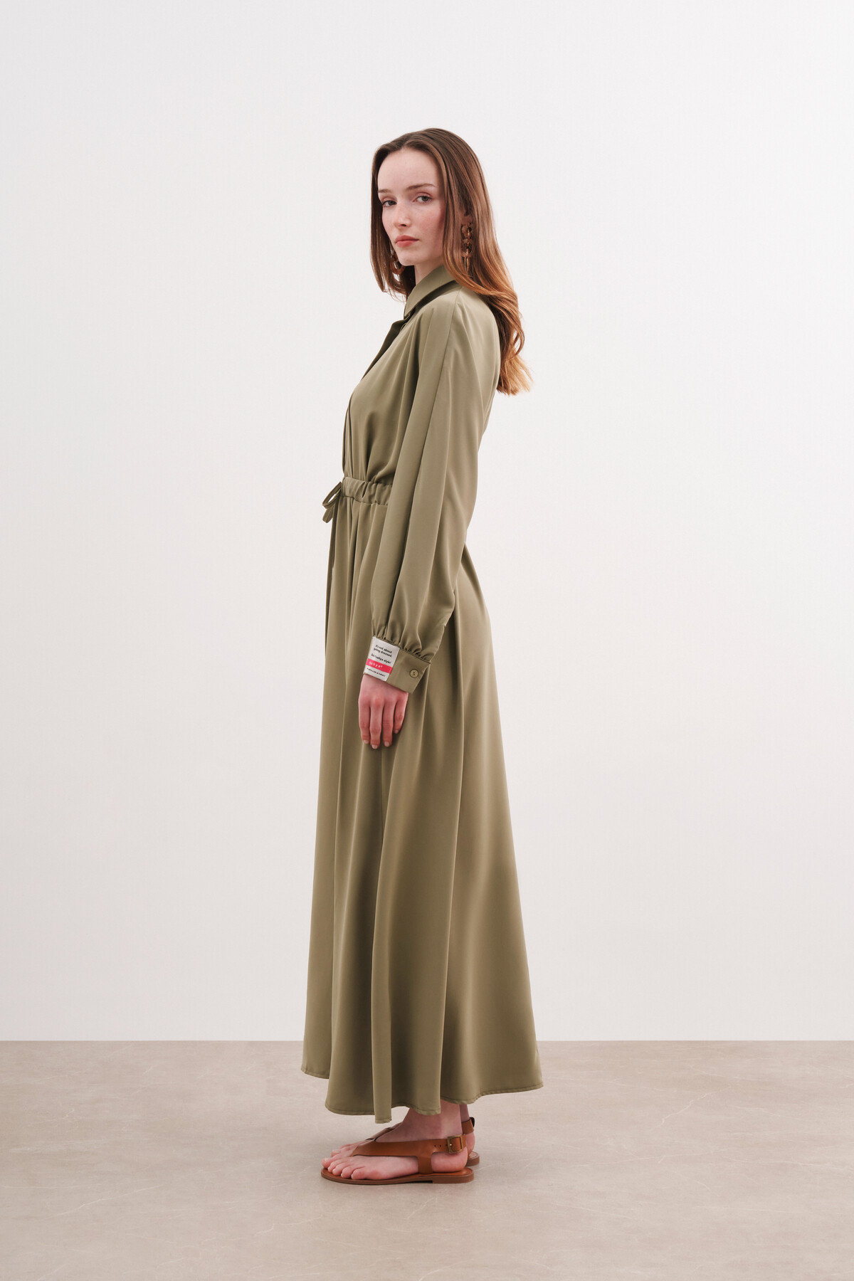 BEL BÜZGÜLÜ ELBİSE