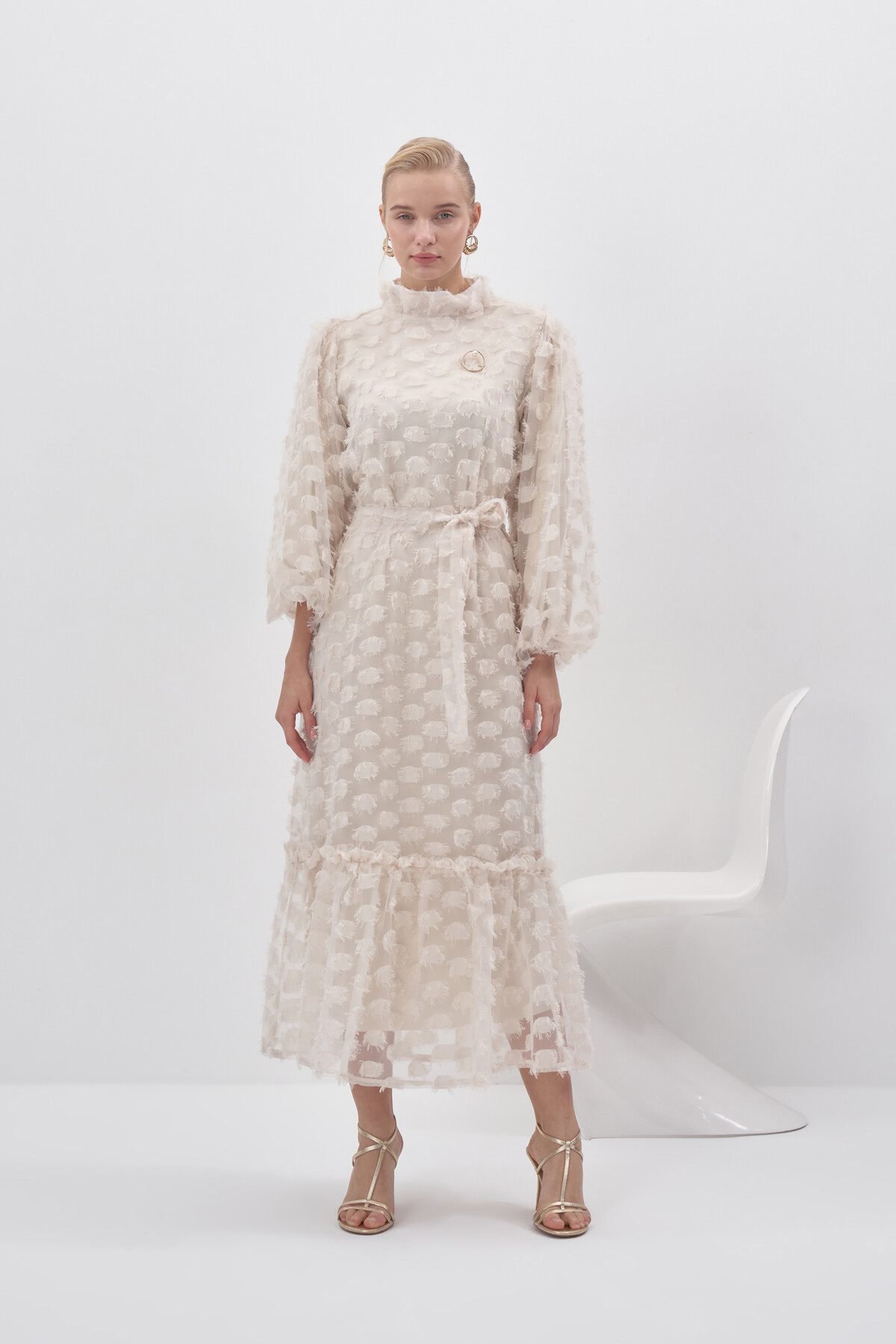 Brooch Detailed Chiffon Dress