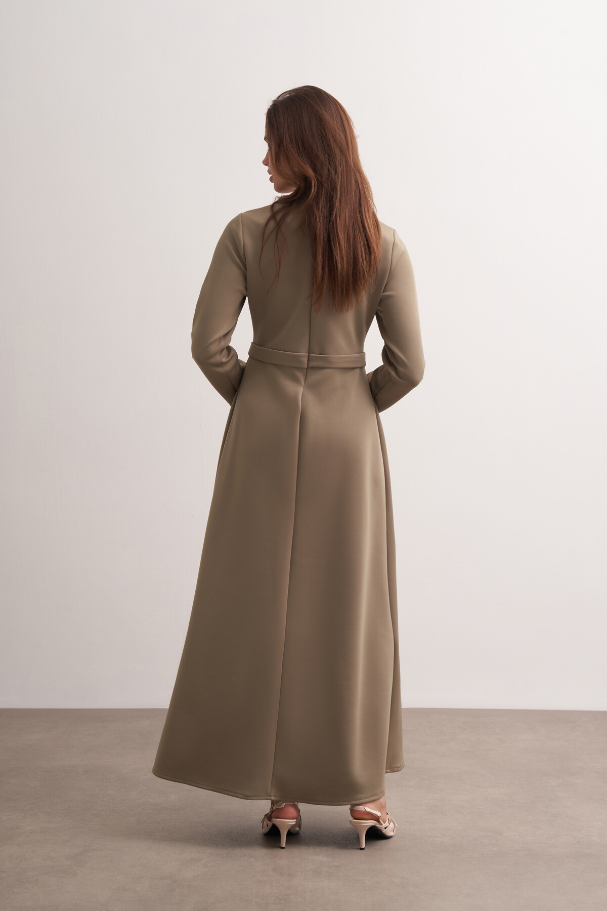 Rose Buckle Stitched Detailed Scuba Dress