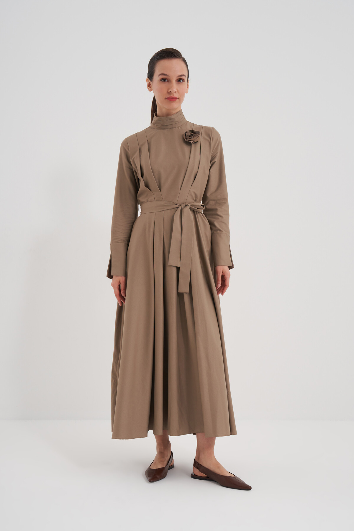 Göğüs Kısmı Pile Detaylı Elbise