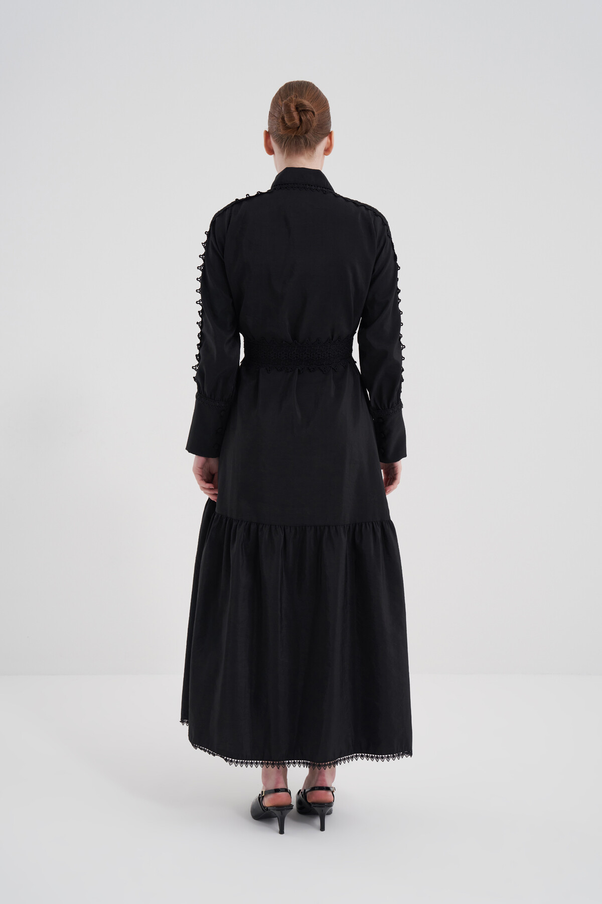 Buttoned Laced Dress