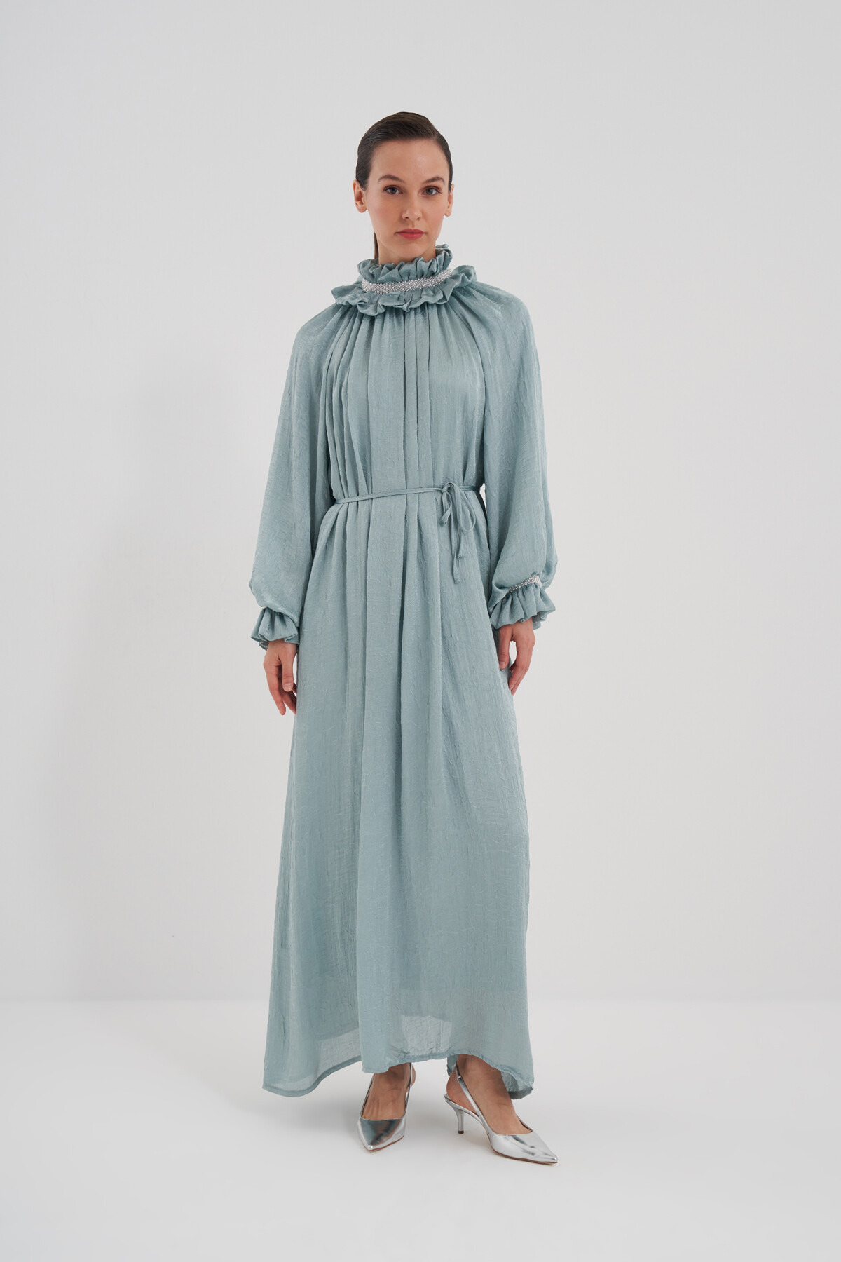 Fırfır Detaylı Taş İşlemeli Abiye Elbise