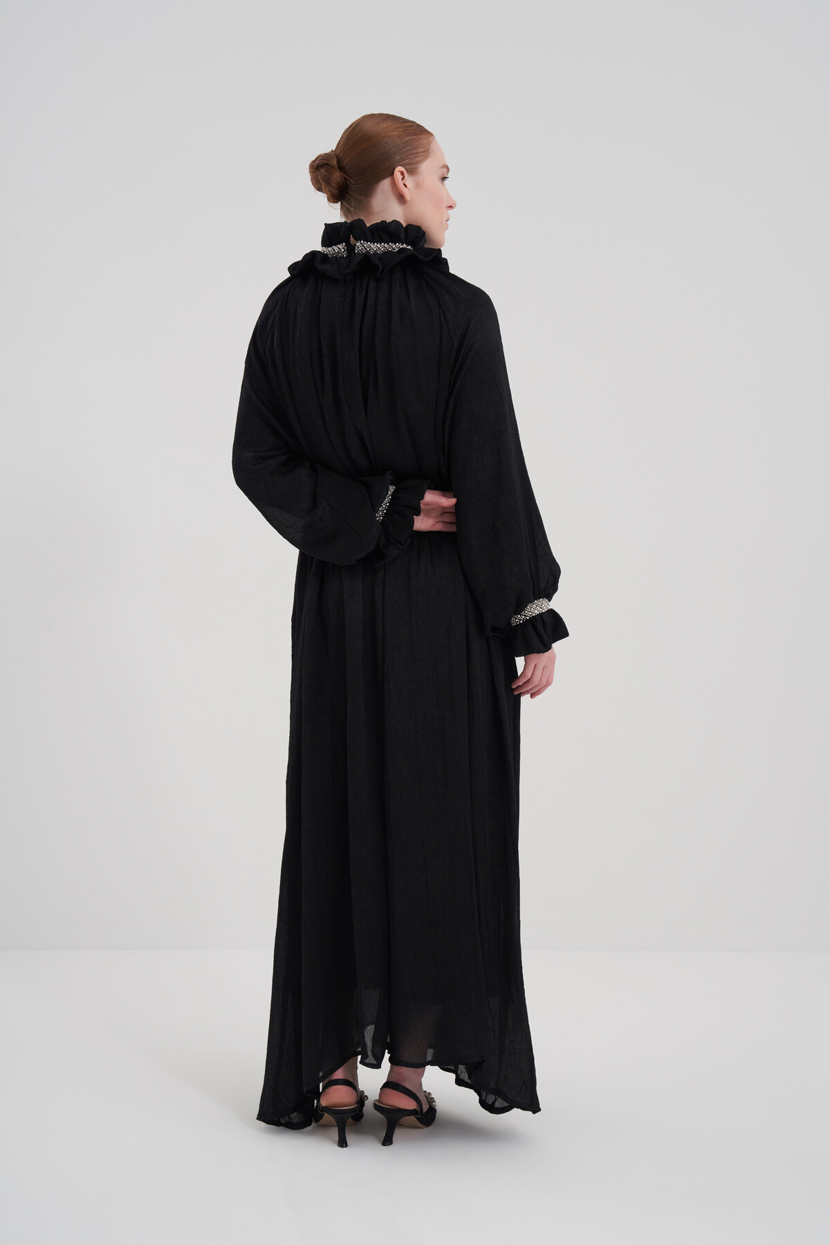 Fırfır Detaylı Taş İşlemeli Abiye Elbise