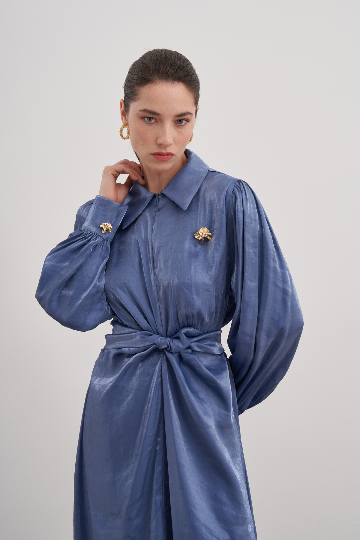 Brooch Tie Detailed Evening Dress