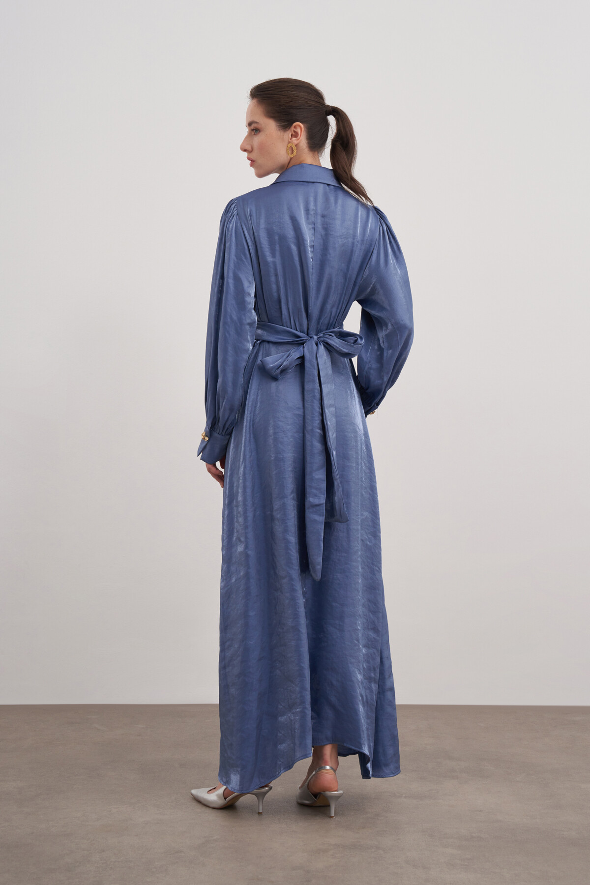 Brooch Tie Detailed Evening Dress