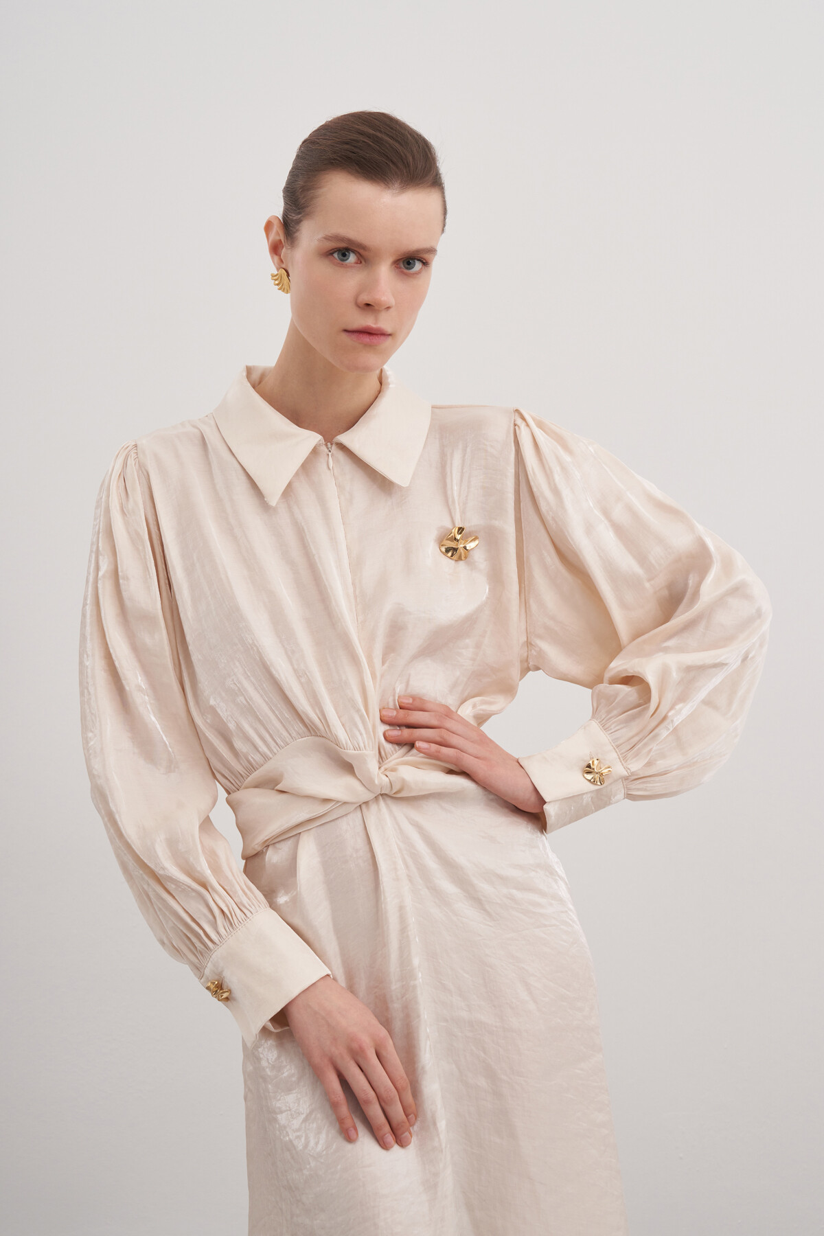 Brooch Tie Detailed Evening Dress