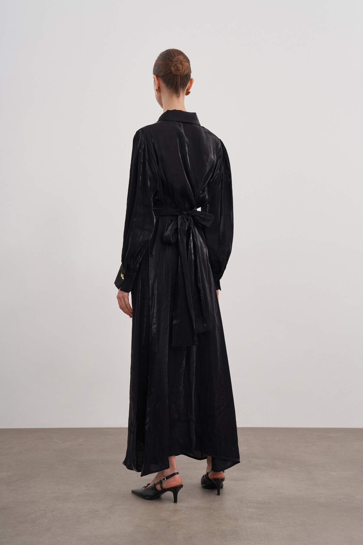 Brooch Tie Detailed Evening Dress