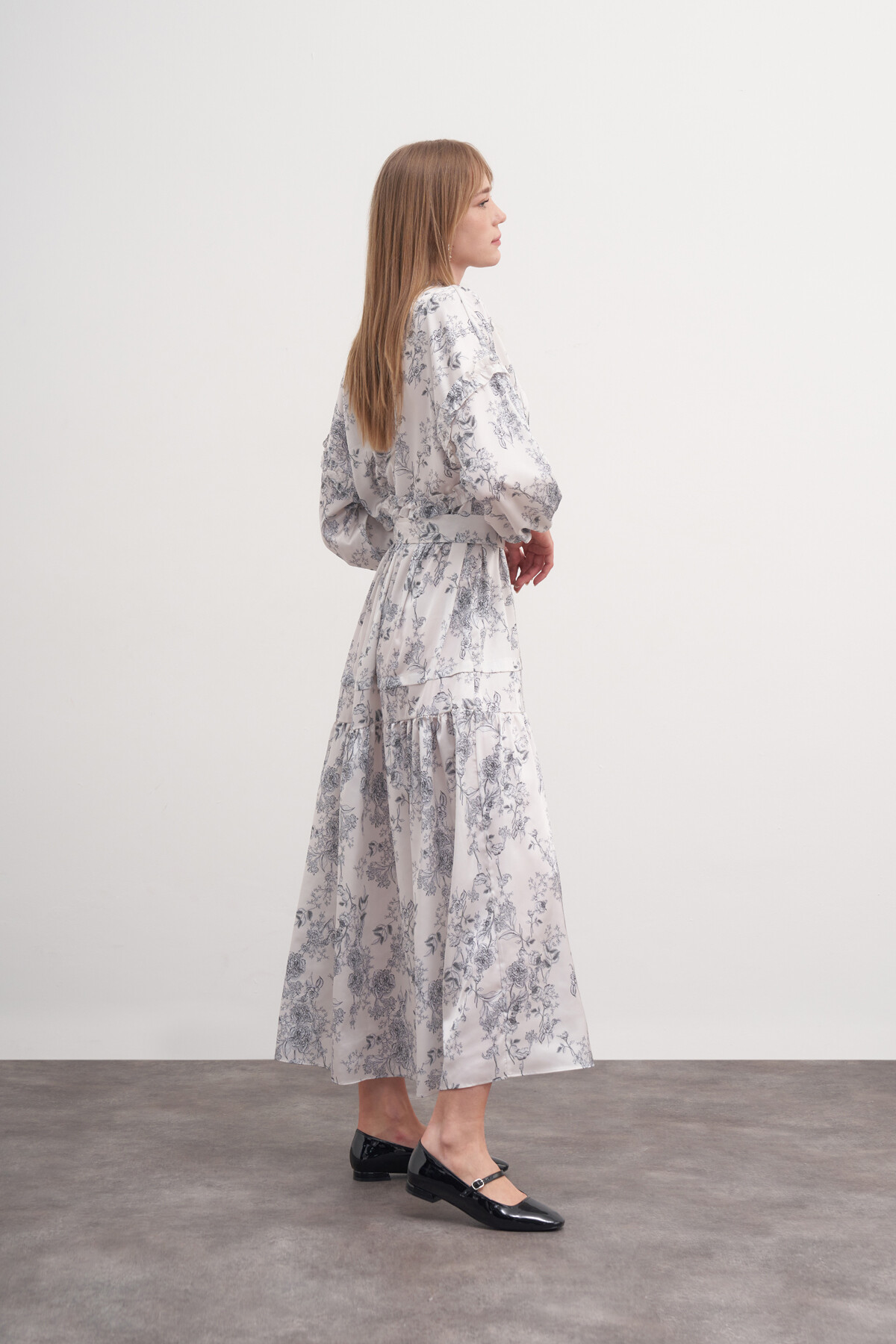 Fırfır Detaylı Saten Elbise