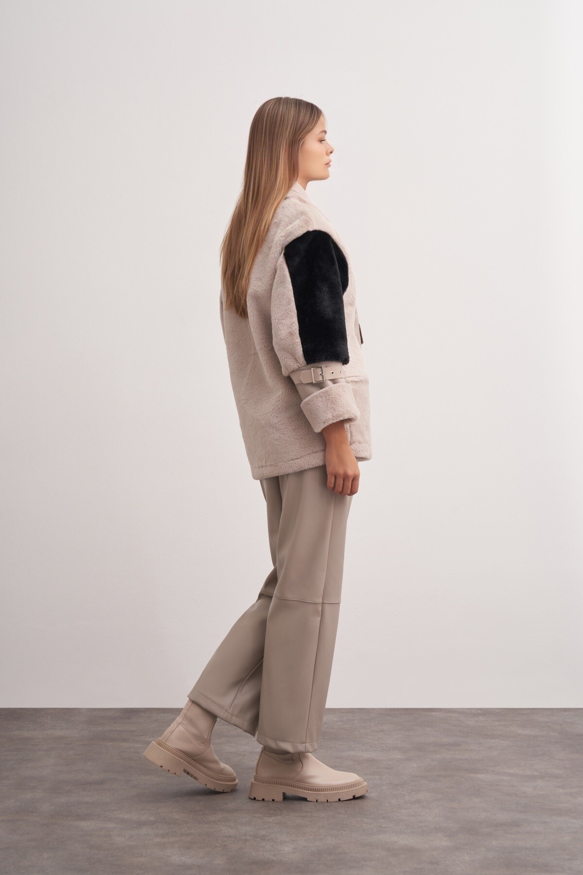 Plush Detailed Zippered Leather Coat