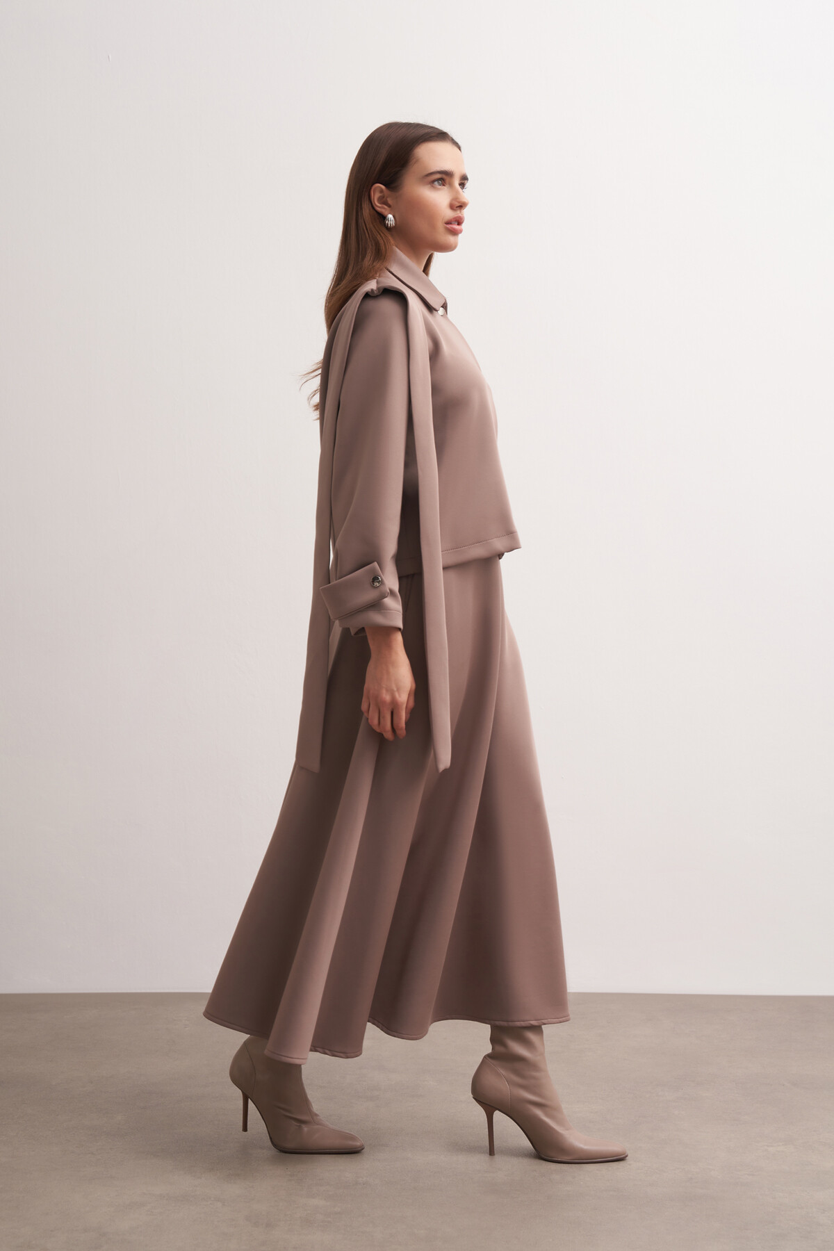 Shawl Detailed Skirt Jacket Set