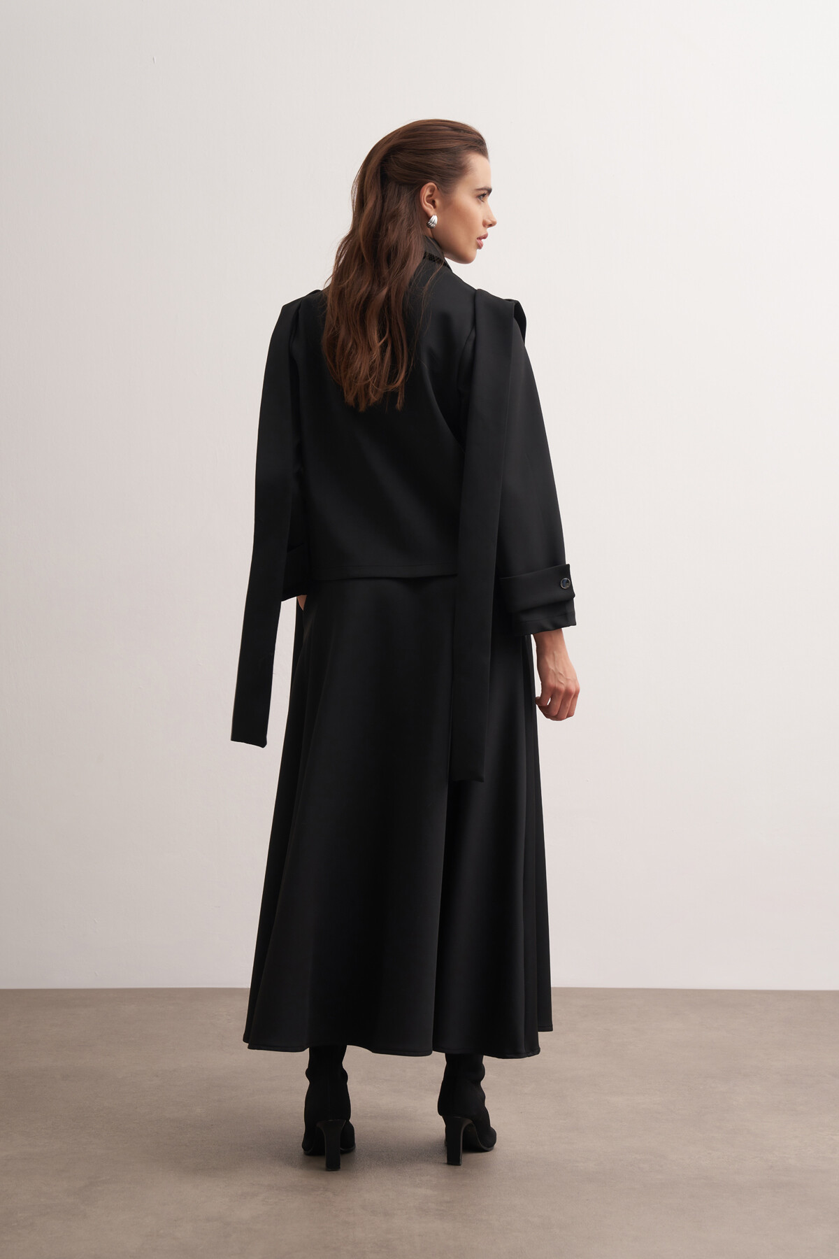 Shawl Detailed Skirt Jacket Set