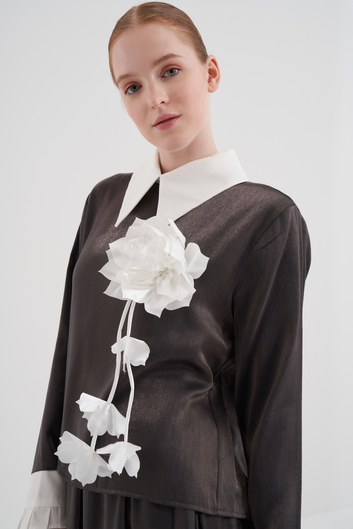 Rose Buckle Shirt Collar Double Set