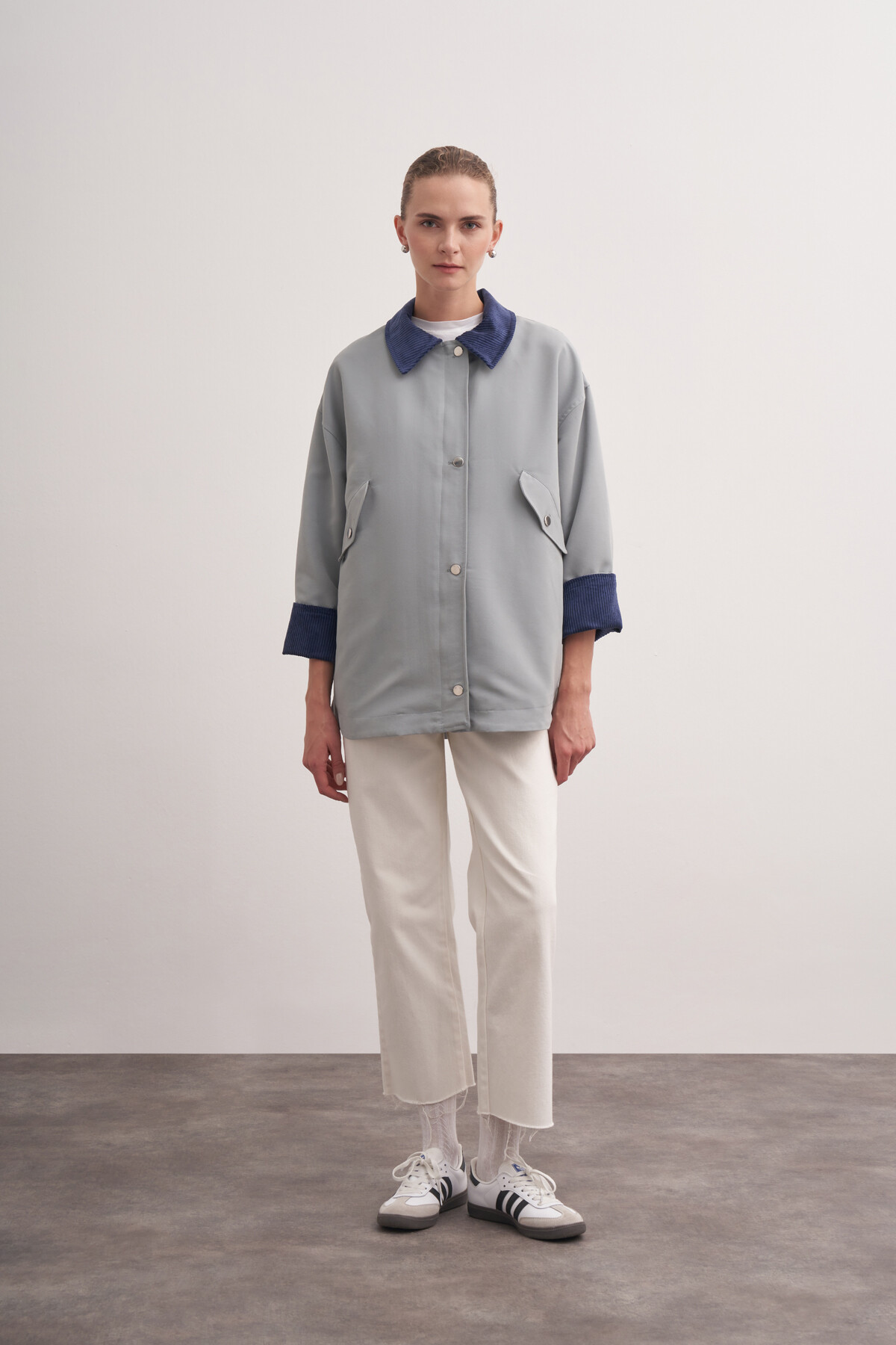 Kadife Detaylı Ceket