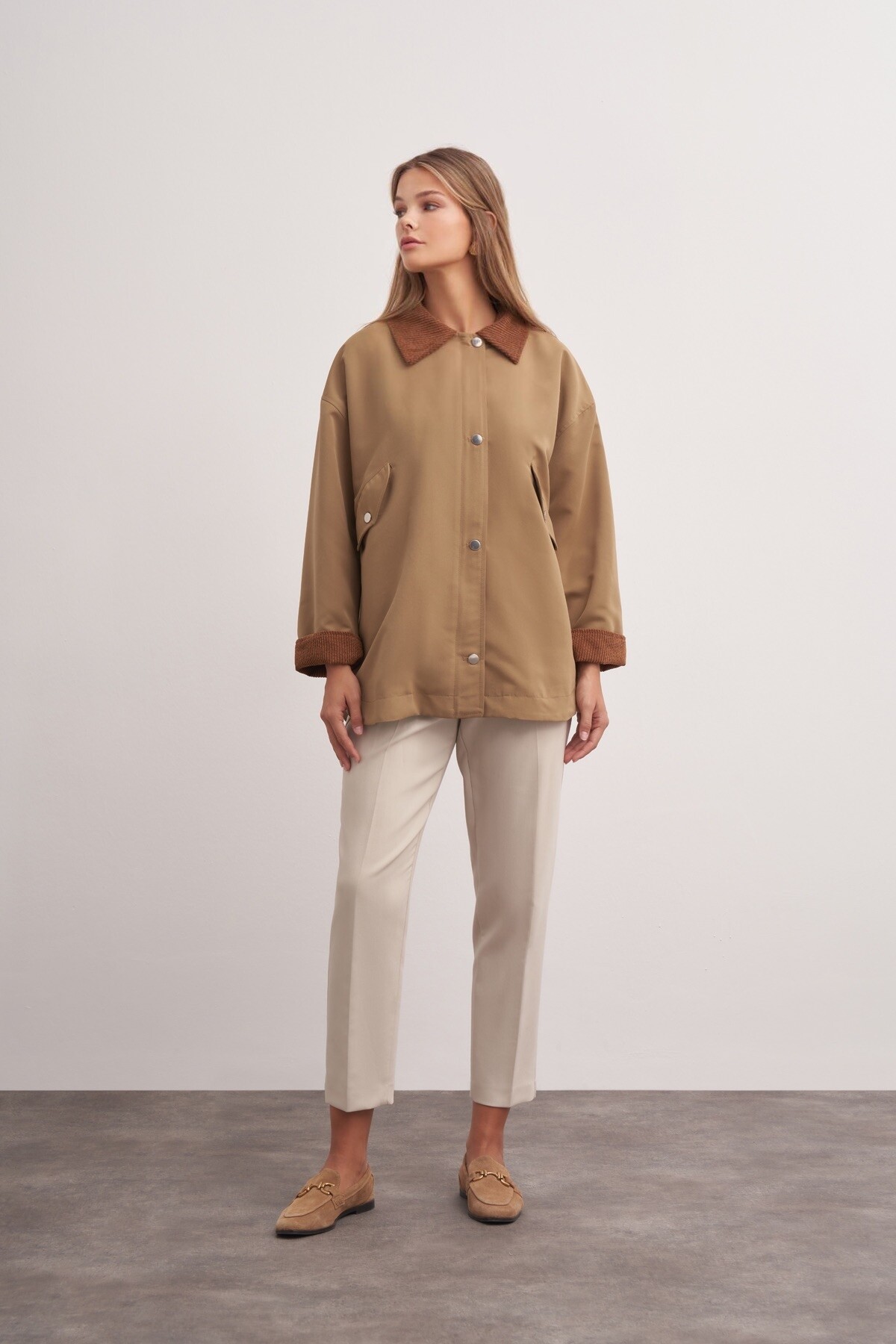 Kadife Detaylı Ceket