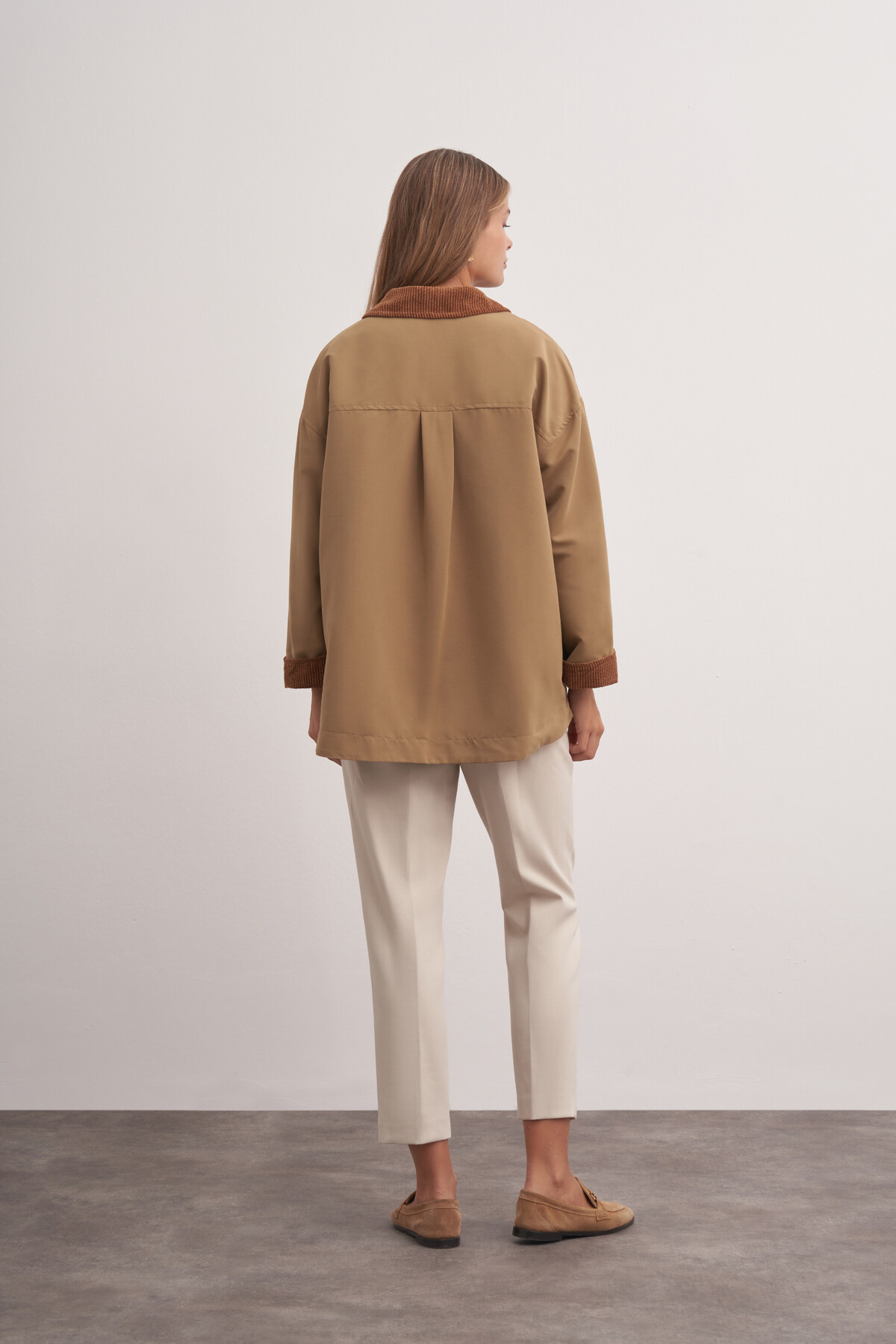 Kadife Detaylı Ceket