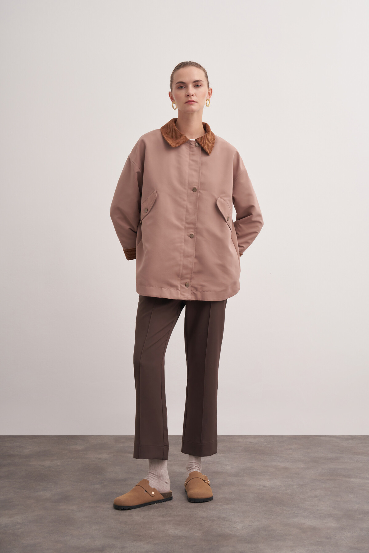 Kadife Detaylı Ceket