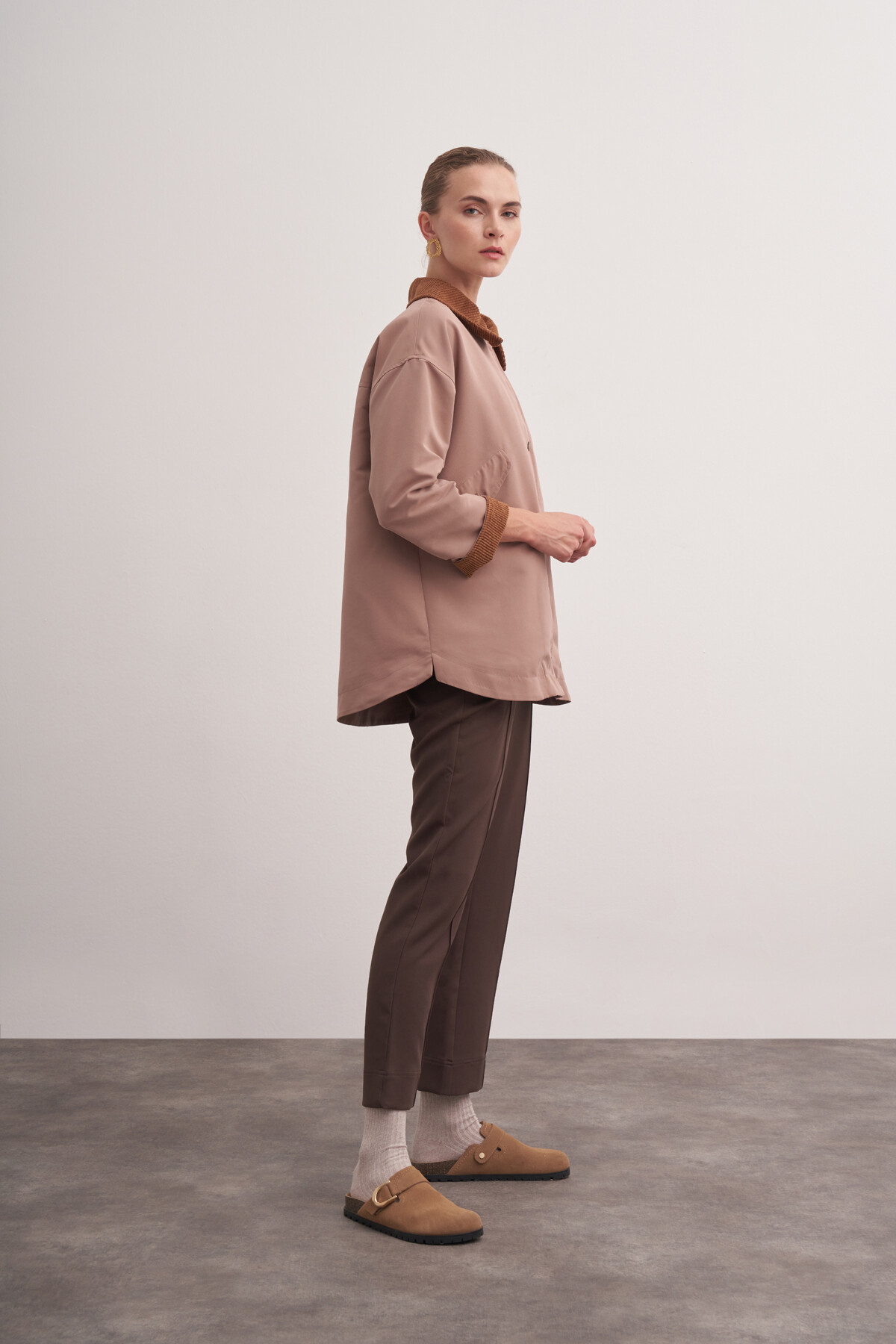 Kadife Detaylı Ceket