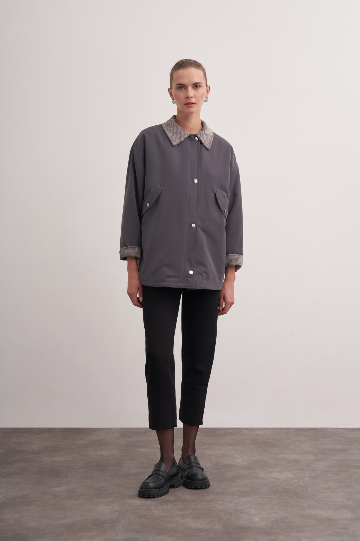 Kadife Detaylı Ceket