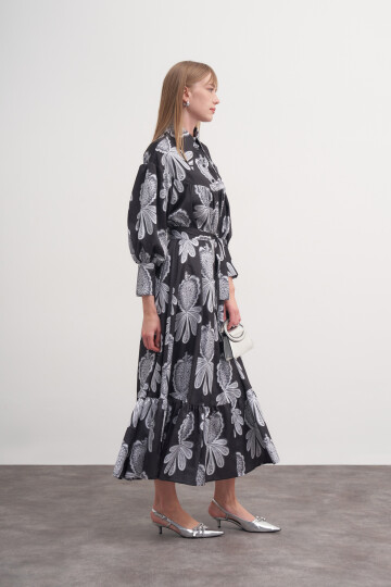 Floral Pattern Robe Dress