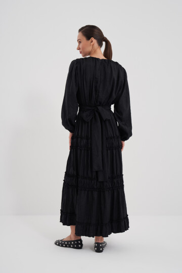 Ruffle Detailed Pleated Dress