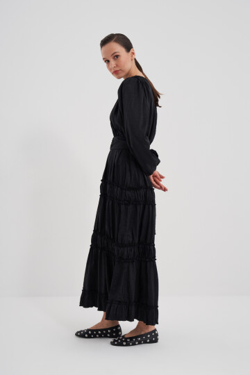 Ruffle Detailed Pleated Dress